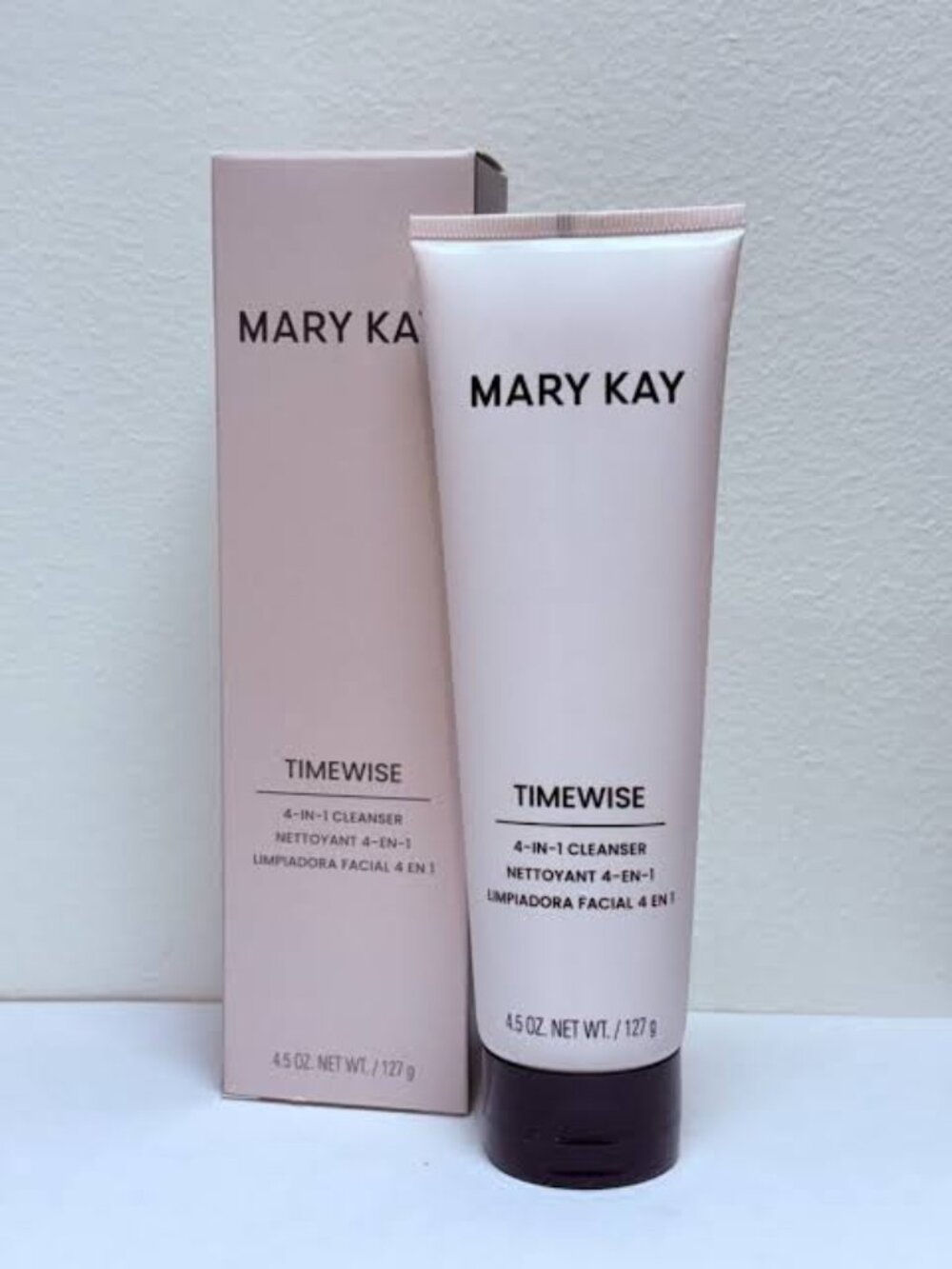 Mary Kay TimeWise 4-in-1 Cleanser Combination/Oily (4.5 oz)